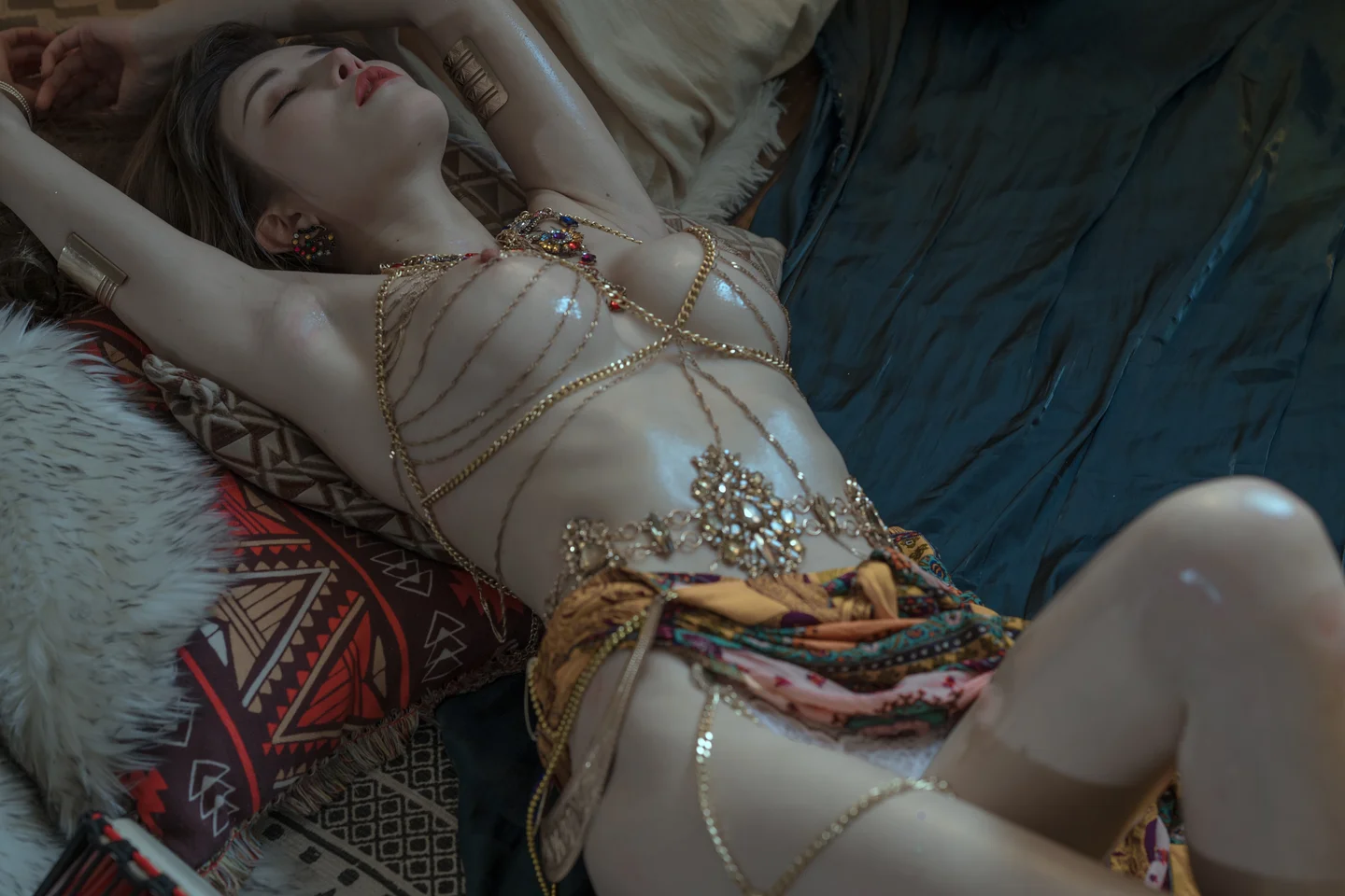 鹿八岁baby - No.073 神明少女 [43P-440MB] tg@simisebaisi 【丝足阁】009.webp